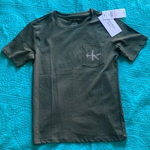 Calvin Klein Kids Olive Pocket Tee, new.
